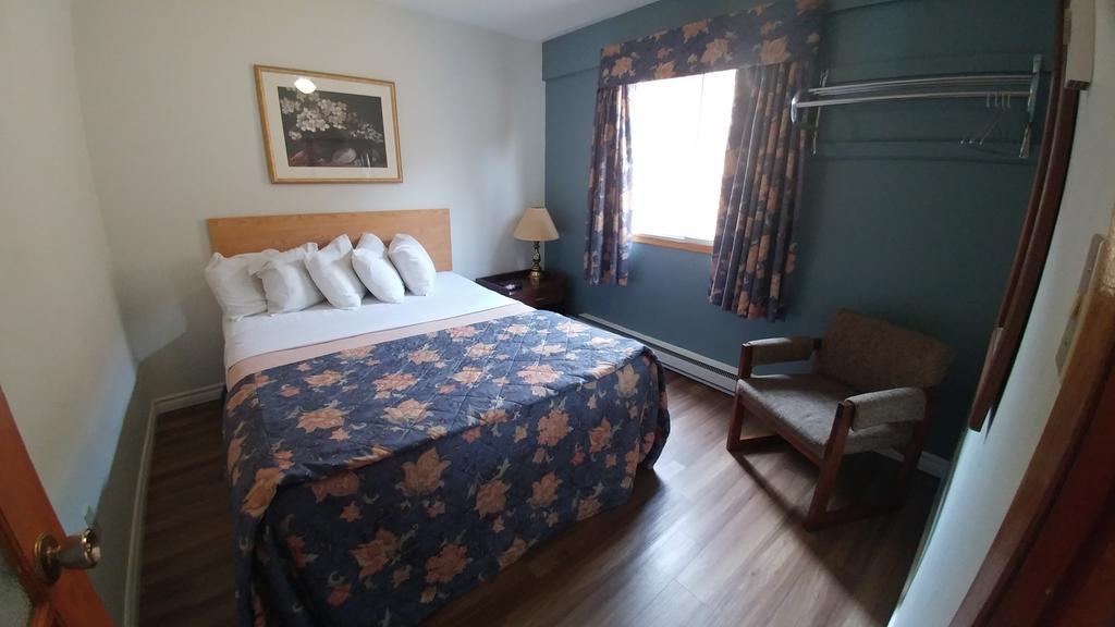 Northlander Motel Sault Ste. Marie Zewnętrze zdjęcie